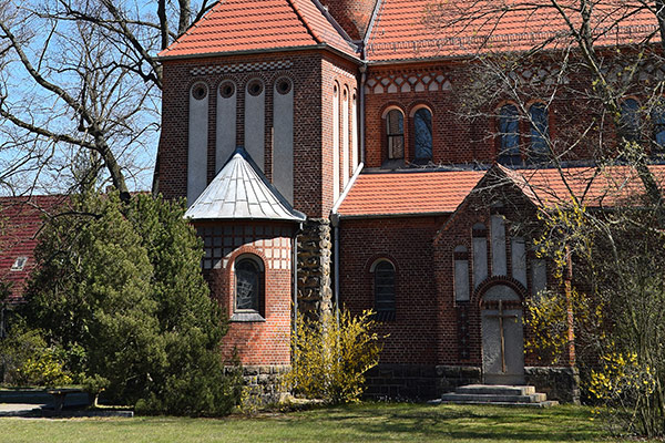 Sehenswürdigkeit Katholische Kirche Eichwalde / Ronny Mittenzwei